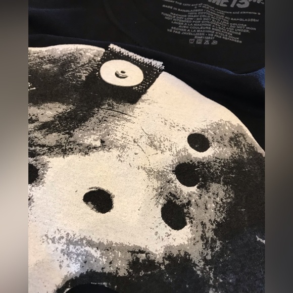 Friday the 13th Jason’s mask short sleeve T-shirt. NWOT Size XL   UNISEX - Picture 6 of 7